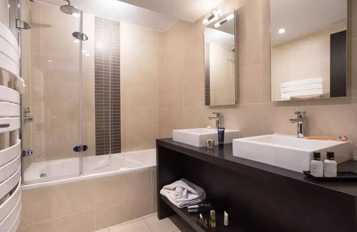 Belle Plagne Hotel | Village Club MMV Les Deux Domaines * - Room 3 People - full board