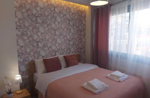 Vardaris Apartment | Villanova - Ruby Suite