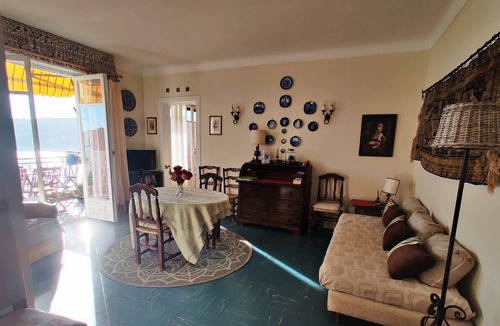 Villefranche-sur-Mer Apartment | Vintage flat on Villefranche bay Free car-park