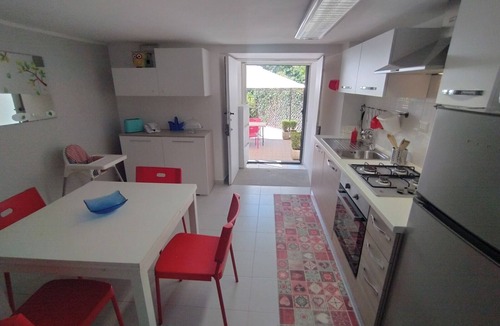 Pellezzano Apartment | Violet - Relaxation near Salerno, Pompeii & Amalfi