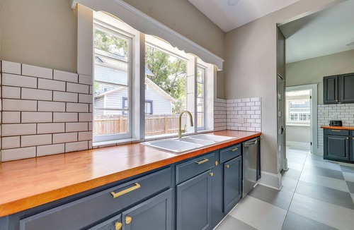 Eustis House | Walk to Parks & Dining! Historic Eustis Home