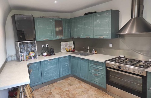 Villeneuve-Loubet House | Warm and festive village house just for you.