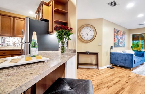 Temple Terrace House | Waterfront, oasis, family retreat, 5 minutes from theme park,