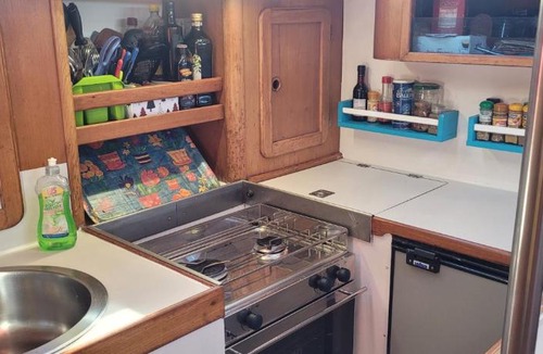 Frontignan Boat Rental | Welcome aboard!