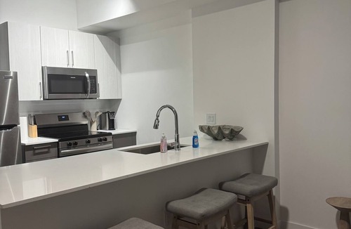 Town Square Condo | Welcome to casa neo in Wynwood 1/1 cozy home close to south beach, midtown &more