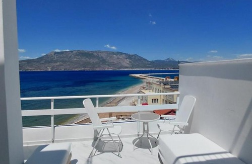 Korithion Apartment | White Angels