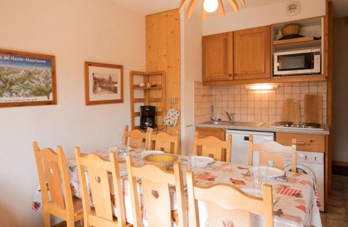 Aussois Apartment | Wifi, 1st floor, balcony, tv, ski locker, 60m², Aussois