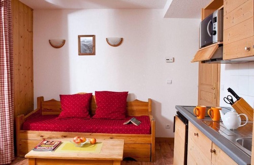 La Feclaz Apartment | Wifi, Ground floor, swimming pool, sauna, terrace, balcony, parking, ski locker, 25-34m², La Féclaz