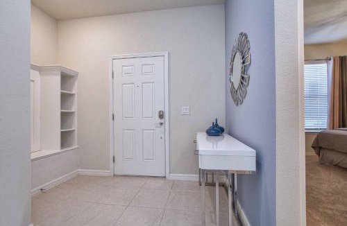 Davenport House | Windsor Island 5 Bed Townhouse splashpool 4500WI