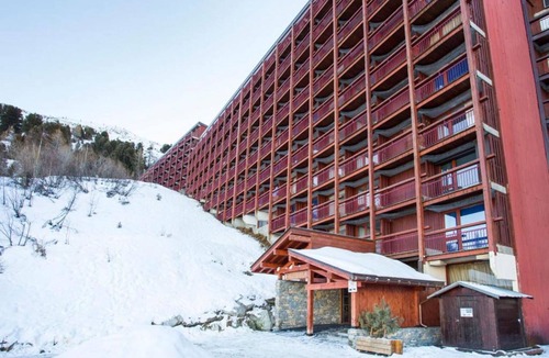 Arc-1950 Apartment | Wonderful Mountain View with Balcony 638