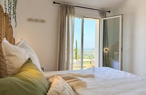 La Rouviere House | Wonderful villa & sea view in secure domain: Golf, tennis, pool la belle vie