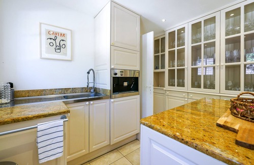La Croix-Valmer Villa | Wonderful property for 10 persons with small sea view and adorable decoration