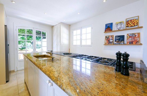 La Croix-Valmer Villa | Wonderful property for 10 persons with small sea view and adorable decoration