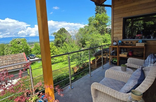 Saint-Cergues House | Wooden house between lake and mountains with indoor pool