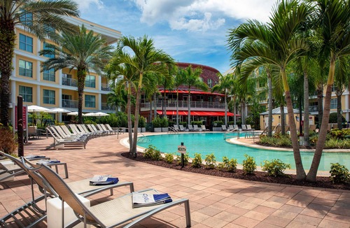 Celebration Apartment | WORK-FROM-MELIA 2-BEDROOM APT. NEAR DISNEY