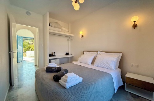 Drios Hotel | Yaleena Residences