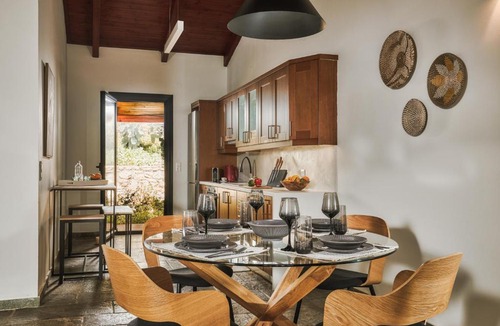 Palaiokastro Apartment | Yiamas Seaside Cottage in Paliokastro near Heraklion City