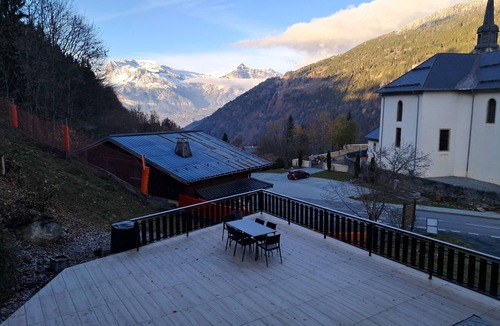 Saint-Gervais-les-Bains Apartment | Your Chic & Nature Refuge (Skiing & Hiking)