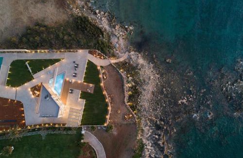 Filaki Villa | Your Private Retreat by the beach, with Heated Pool, by ThinkVilla