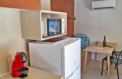 Bauduen House | ZEcamping 3 étoiles mobil-home TV clim 18m2 2 pers