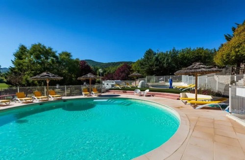 Bauduen Ski Chalet | ZEcamping 3 étoiles pataugeoire piscine animaux acceptés locatif 25m2