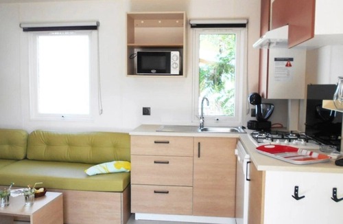 Bauduen House | ZEcamping 3* animaux acceptés mobil-home TV LV clim 34m2 8 pers