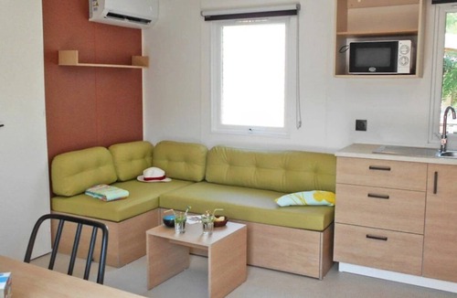Bauduen House | ZEcamping 3* animaux acceptés mobil-home TV LV clim 34m2 8 pers