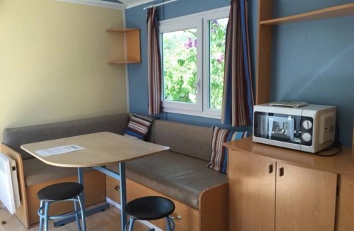 Castellane House | ZEcamping 3* dog friendly proche DIGNE-LES-BAINS