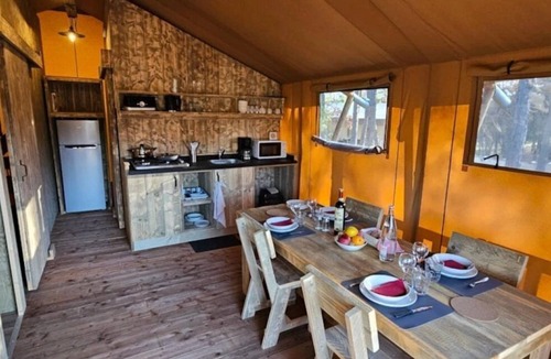 Saint-Laurent-du-Verdon House | ZEcamping 3* piscine chiens acceptés tente 35m2 4 pers