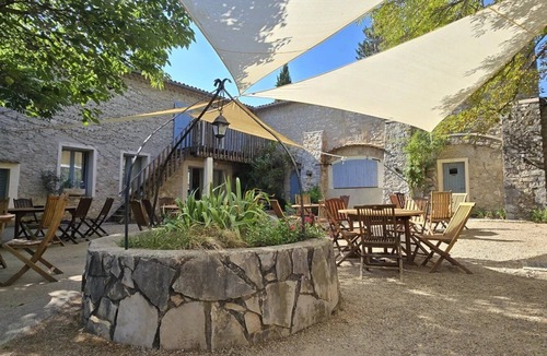 Saint-Laurent-du-Verdon House | ZEcamping 3* piscine chiens acceptés locatif 43m2 4 pers