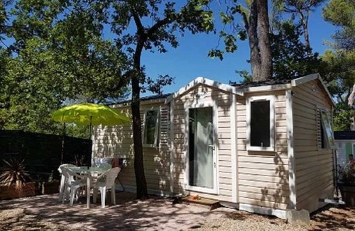 Peynier House | ZEcamping 3* toboggans piscine animaux acceptés locatif 20m2 4 pers