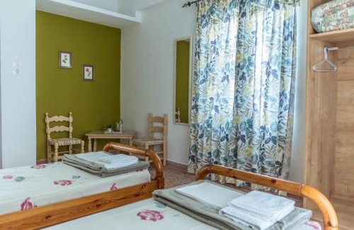 Ziros Apartment | ZIROS Guesthouse