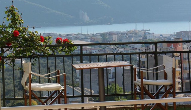 Τhe Sunny Apartments