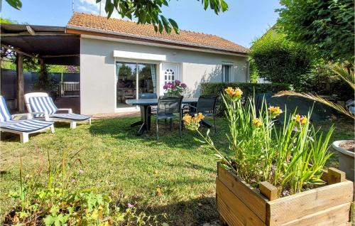 1 Bedroom Beautiful Home In Molinet