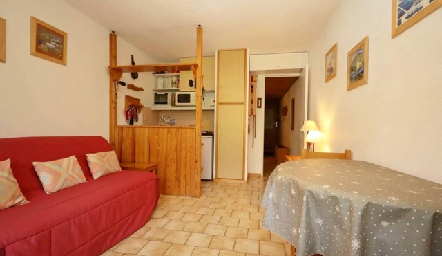 1st floor, balcony, parking, tv, ski locker, 27m², Les Houches