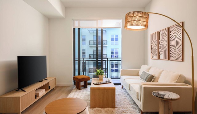 2 Suites in New Luxury Hotel w/Rooftop Pool near Wynwood | Sense28 by AvantStay