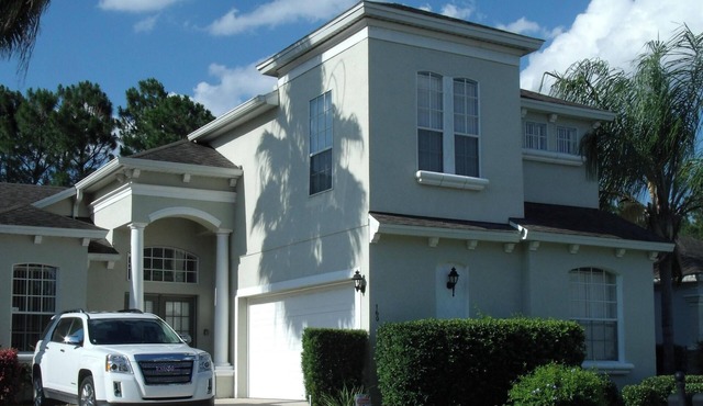 2950 Sq Ft Executive Villa ,28ft Pool with Spa, free WiFi 11 Miles to Disney