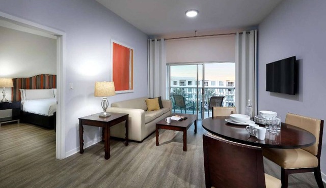 2BR Pool View Suite Near Walt Disney World Resort