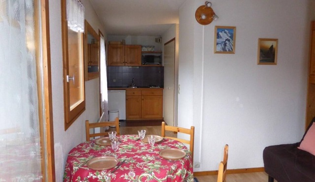 2nd floor, balcony, parking, tv, 21m², Les Houches