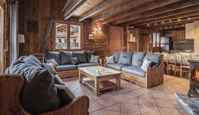 2nd floor, sauna, balcony, fireplace or stove, parking, tv, ski locker, 115m²