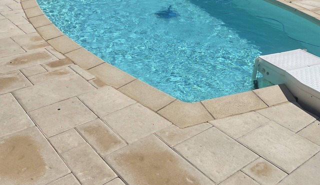 3-bedroom villa with air-conditioned pool "ideal for 2 families".
