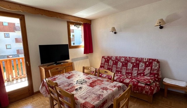 3-room apartment with balcony and parking for 6 people
