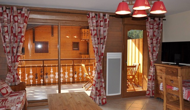 3-room apartment with large balcony, parking