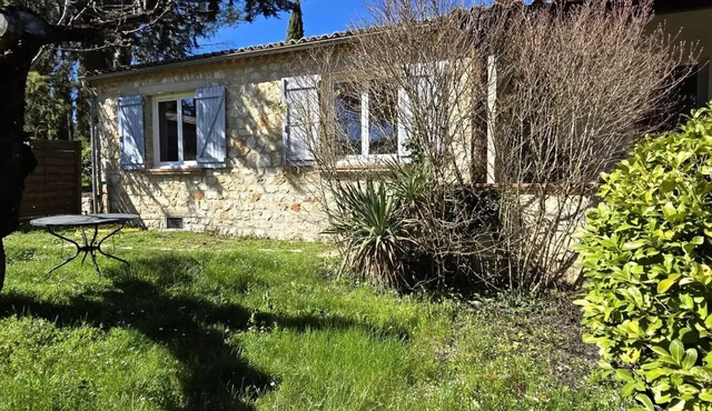 3-Room Vacation Rental for 4 People