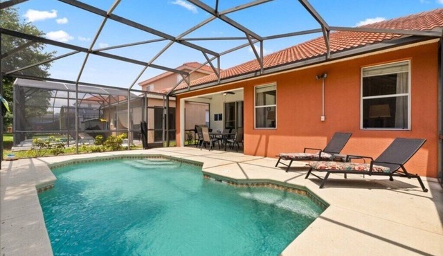4 BD/3 BA/Bella Vida (400 LF)