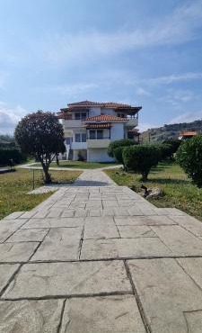 5 Suites Αγιόκαμπος Αγίας