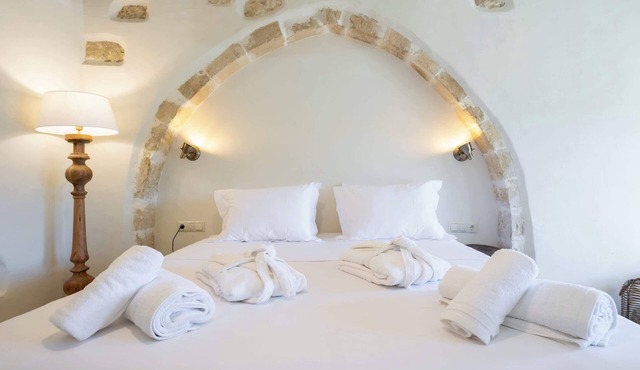 Aerida Guesthouse Of Stone - Maria Cozy Suite
