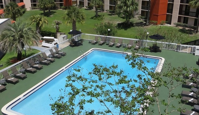 Affordable Disney Group Escape! 3 Units Near Walt Disney World! FREE Shuttle!