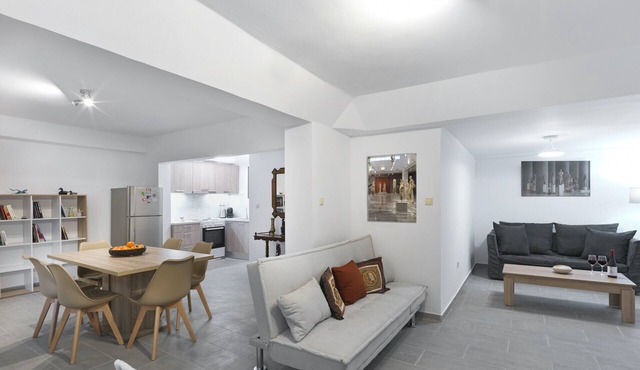 Alkimaxou21 · 2BR next to the National Gallery &