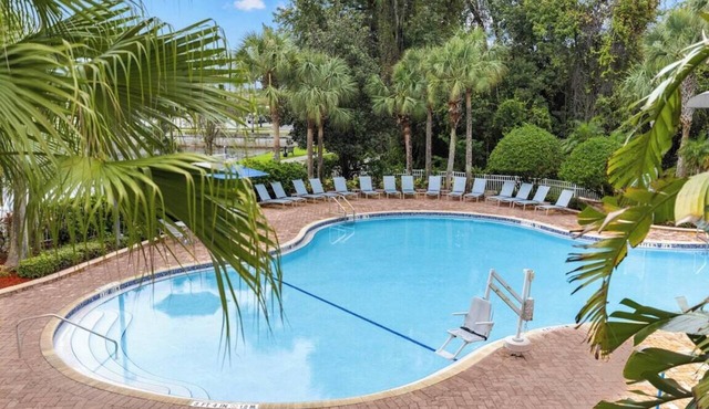 All Suite Resort near Old Town Amusement Park and Disney World